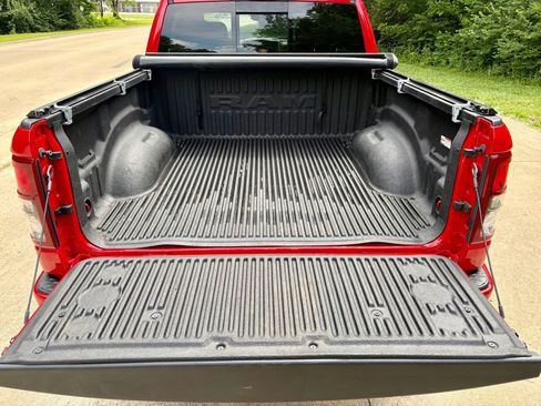 Used 2022 RAM 1500 Big Horn AWD/4WD image 14