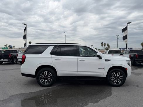 Used 2023 GMC Yukon AT4 AWD/4WD image 4