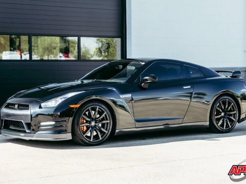 Used 2013 Nissan GT-R Premium AWD/4WD image 56