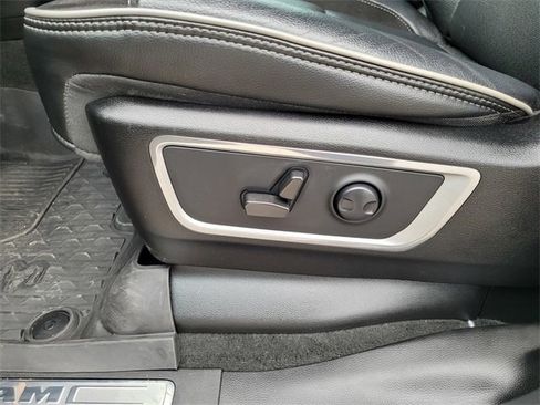 Used 2022 RAM 1500 Laramie image 19