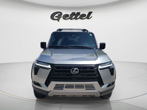 Used 2024 Lexus GX 550 image 8