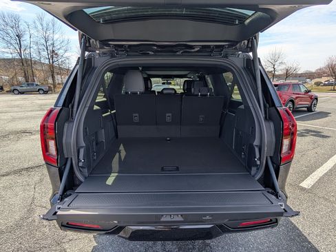 New 2026 Ford Expedition Max Platinum w/ Stealth Performance Package image 8