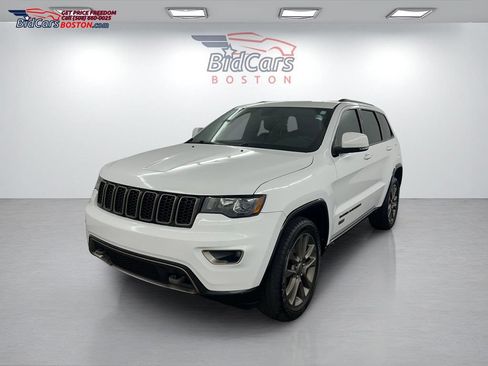 Used 2016 Jeep Grand Cherokee Limited 75th Anniversary AWD/4WD image 1