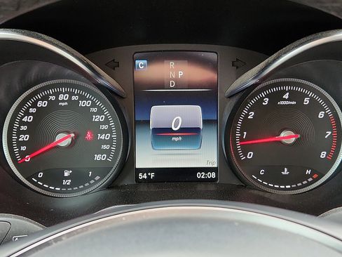 Used 2018 Mercedes-Benz GLC 300 image 18