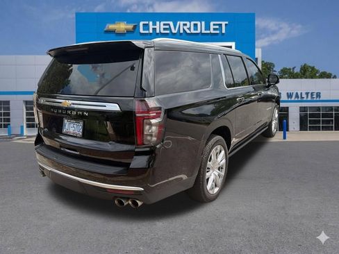 Used 2023 Chevrolet Suburban High Country AWD/4WD image 16