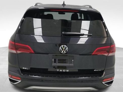 Used 2024 Volkswagen Taos SEL AWD/4WD image 6