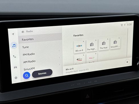 New 2026 Toyota Prius XLE image 21