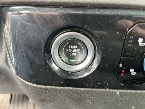 Used 2022 Chevrolet Silverado 1500 LT image 16