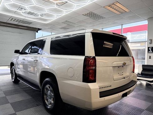 Used 2019 Chevrolet Suburban LT w/ Max Trailering Package AWD/4WD image 17