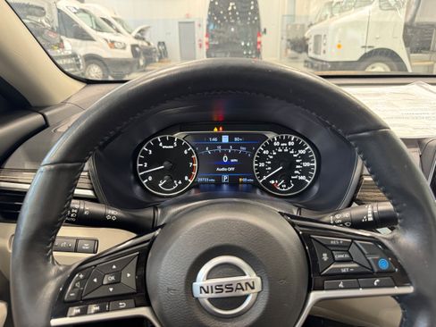 Used 2022 Nissan Altima 2.5 SL AWD/4WD image 16
