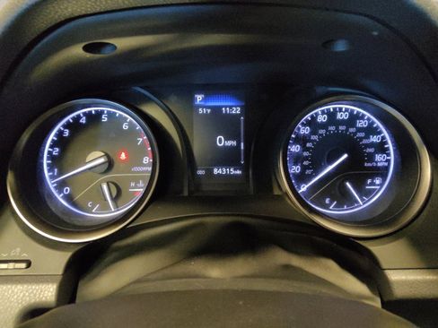 Used 2022 Toyota Camry SE image 23