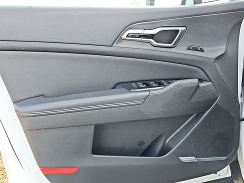 Certified 2023 Kia Sportage SX image 13