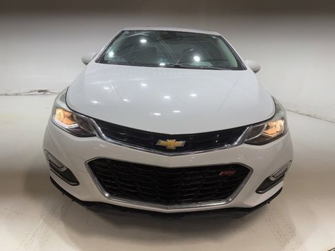 Used 2016 Chevrolet Cruze Premier image 3