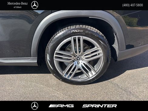 Certified 2025 Mercedes-Benz GLS 450 4MATIC image 10