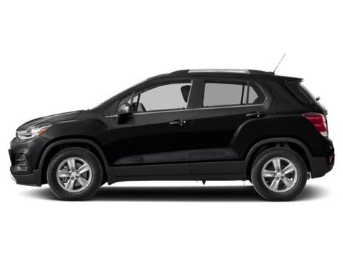 Used 2019 Chevrolet Trax LT w/ Sun & Sound Package FWD image 3