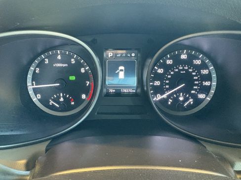 Used 2017 Hyundai Santa Fe Sport AWD/4WD image 15