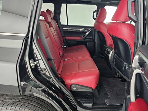 Used 2022 Lexus GX 460 Premium w/ Premium Package image 12