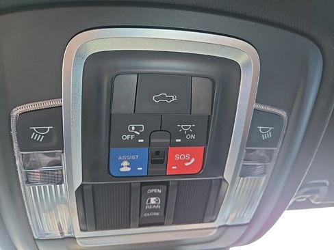 Used 2022 RAM 1500 Limited image 85