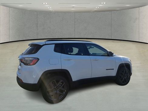New 2026 Jeep Compass Latitude AWD/4WD image 5
