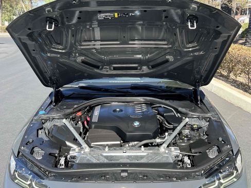 Used 2022 BMW 430i Coupe w/ M Sport Package RWD image 22