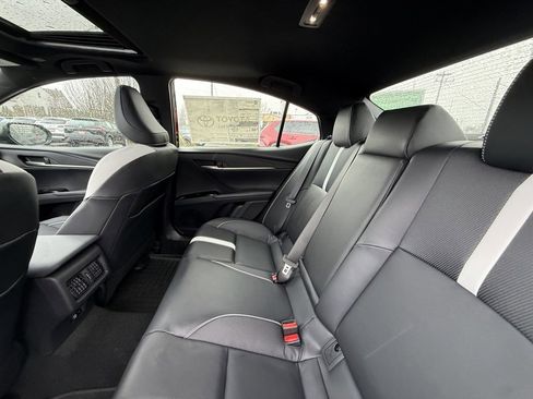 New 2026 Toyota Camry SE Nightshade image 17