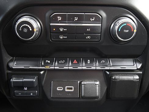 Used 2021 Chevrolet Silverado 2500 W/T w/ WT Convenience Package image 21