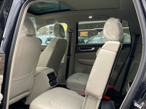 New 2026 Volkswagen Atlas SEL image 12