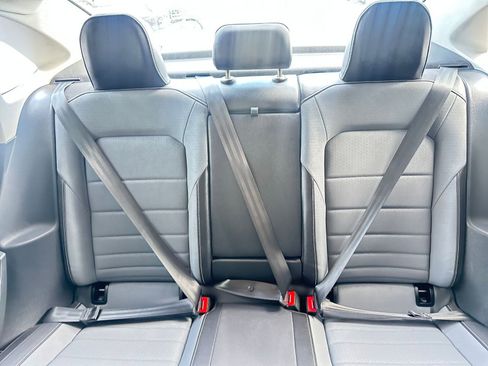 Used 2025 Volkswagen Jetta SE image 38