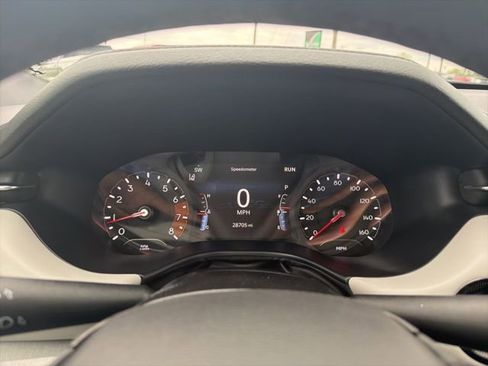 Used 2024 Jeep Compass Limited image 17