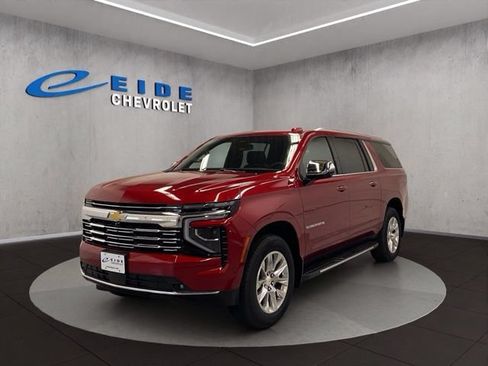 New 2026 Chevrolet Suburban Premier w/ Sun And Tow Package AWD/4WD image 4