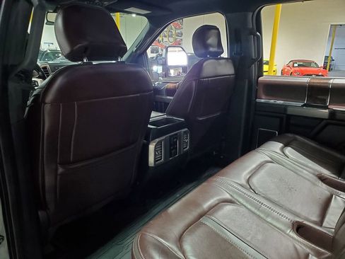 Used 2017 Ford F250 Platinum w/ Platinum Ultimate Package image 25
