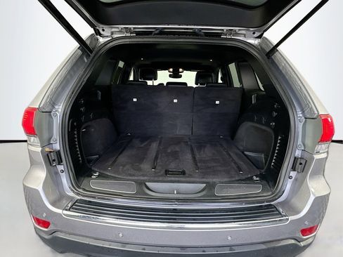 Used 2017 Jeep Grand Cherokee Limited AWD/4WD image 25