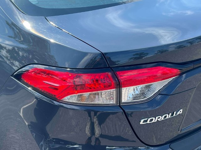 Used 2024 Toyota Corolla LE FWD image 13
