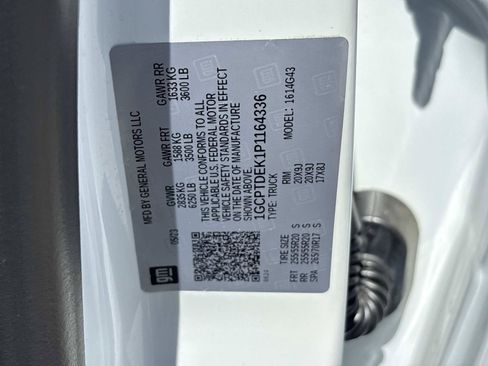 Used 2023 Chevrolet Colorado Z71 w/ Z71 Convenience Package 2 AWD/4WD image 35