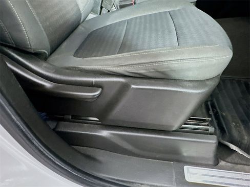 Used 2022 Chevrolet Silverado 3500 LT w/ Convenience Package image 23