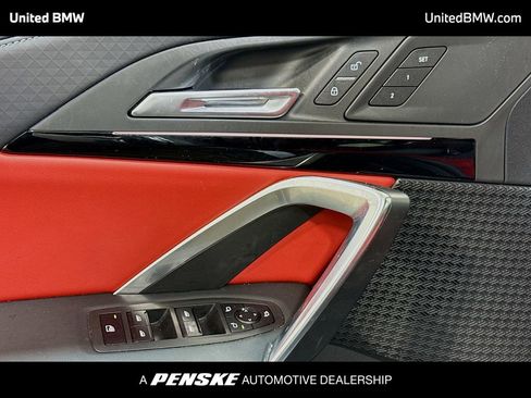 Used 2025 BMW X2 xDrive28i AWD/4WD image 3