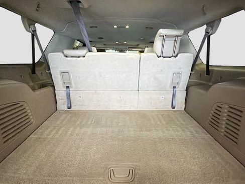 Used 2020 GMC Yukon XL SLT image 28