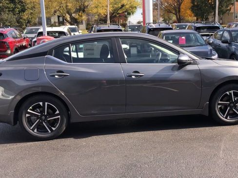 New 2025 Nissan Sentra SV w/ All-Weather Package image 9