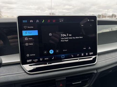 New 2026 Volkswagen Tiguan SE R-Line AWD/4WD image 13