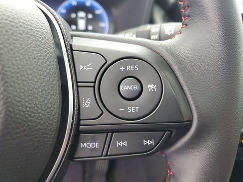 Used 2025 Toyota RAV4 XSE AWD/4WD image 25
