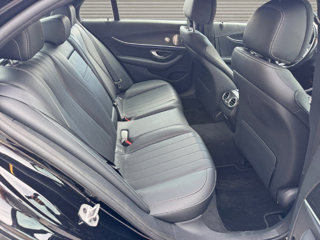 Used 2023 Mercedes-Benz E 350 4MATIC Sedan image 17