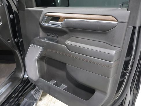 Used 2023 Chevrolet Silverado 1500 High Country AWD/4WD image 25