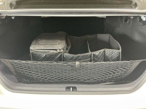 Used 2023 Toyota Camry SE image 30