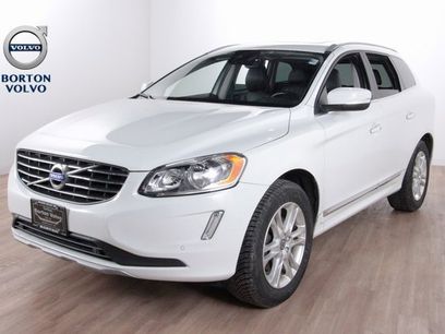 Used 2016 Volvo XC60 T5 Premier w/ Climate Package