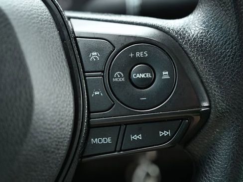 Used 2023 Toyota Corolla LE image 31