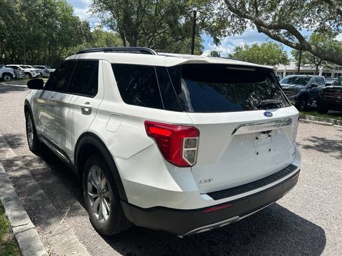 Used 2020 Ford Explorer XLT w/ Equipment Group 202A AWD/4WD image 8