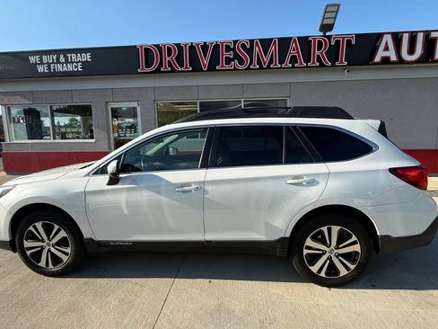 Used 2019 Subaru Outback 2.5i Limited AWD/4WD image 5