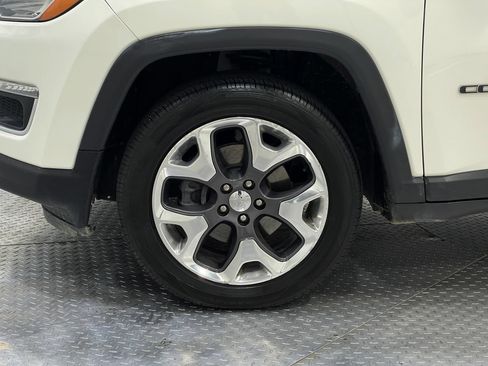 Used 2019 Jeep Compass Limited AWD/4WD image 35