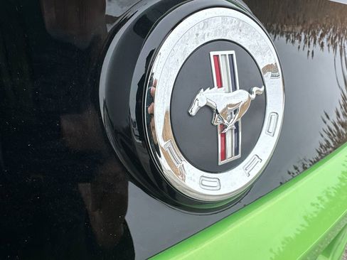 Used 2013 Ford Mustang Coupe image 29