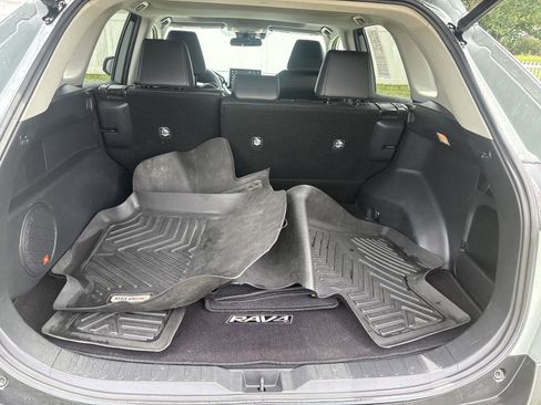 Used 2021 Toyota RAV4 XLE Premium AWD/4WD image 11